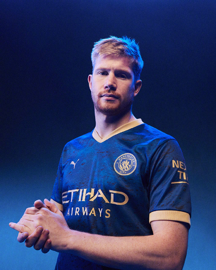 德天空：巴萨球探还没考察努萨，莱比锡明夏要价6000万欧起