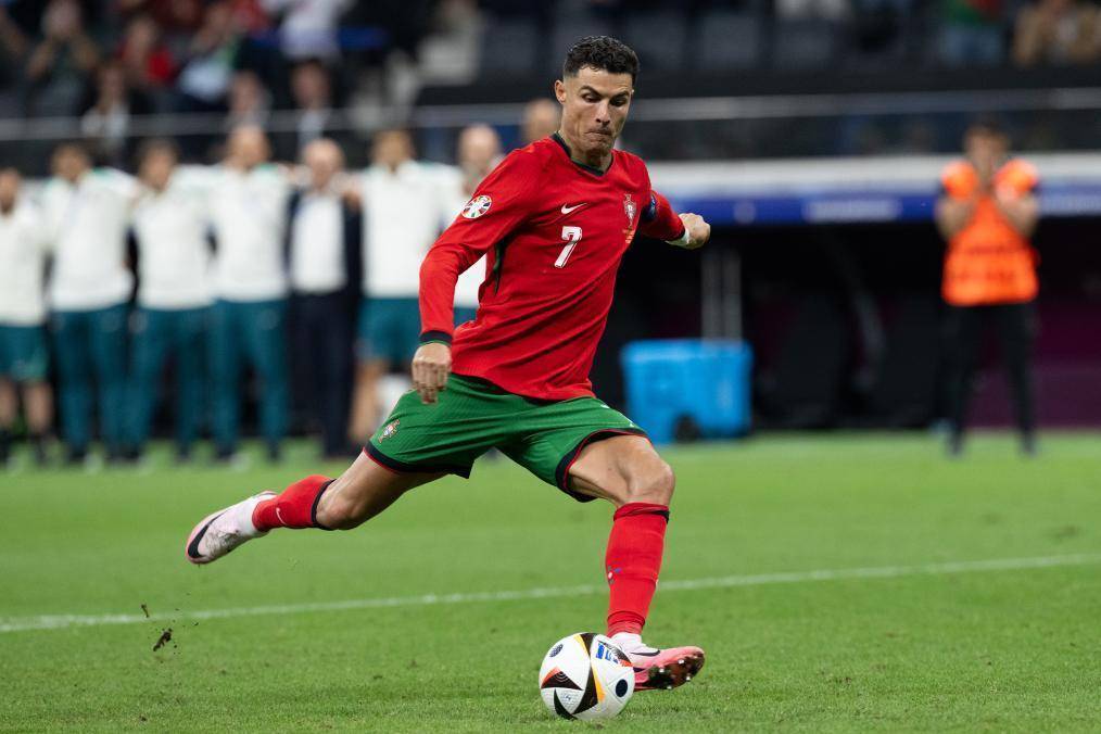 为狼队带来 为狼队带来